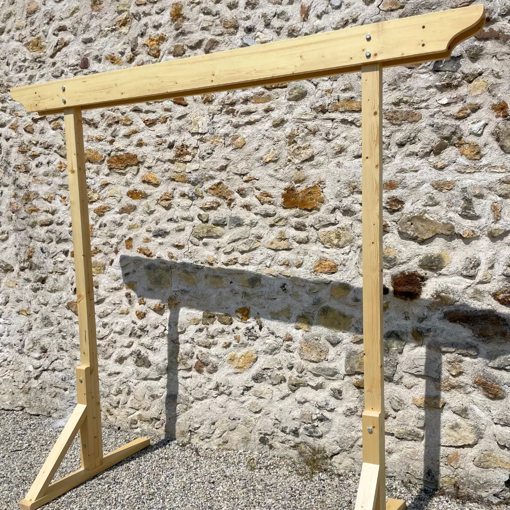 Arche rectangulaire en bois clair