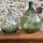 Duo de dames jeannes kaki et verte