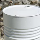 Fût métallique blanc