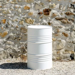 Fût métallique blanc