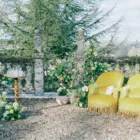 Duo de fauteuils crapaud jaune