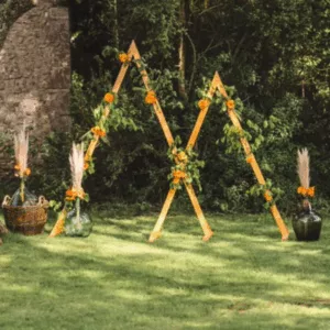 Arche triangulaire double en bois