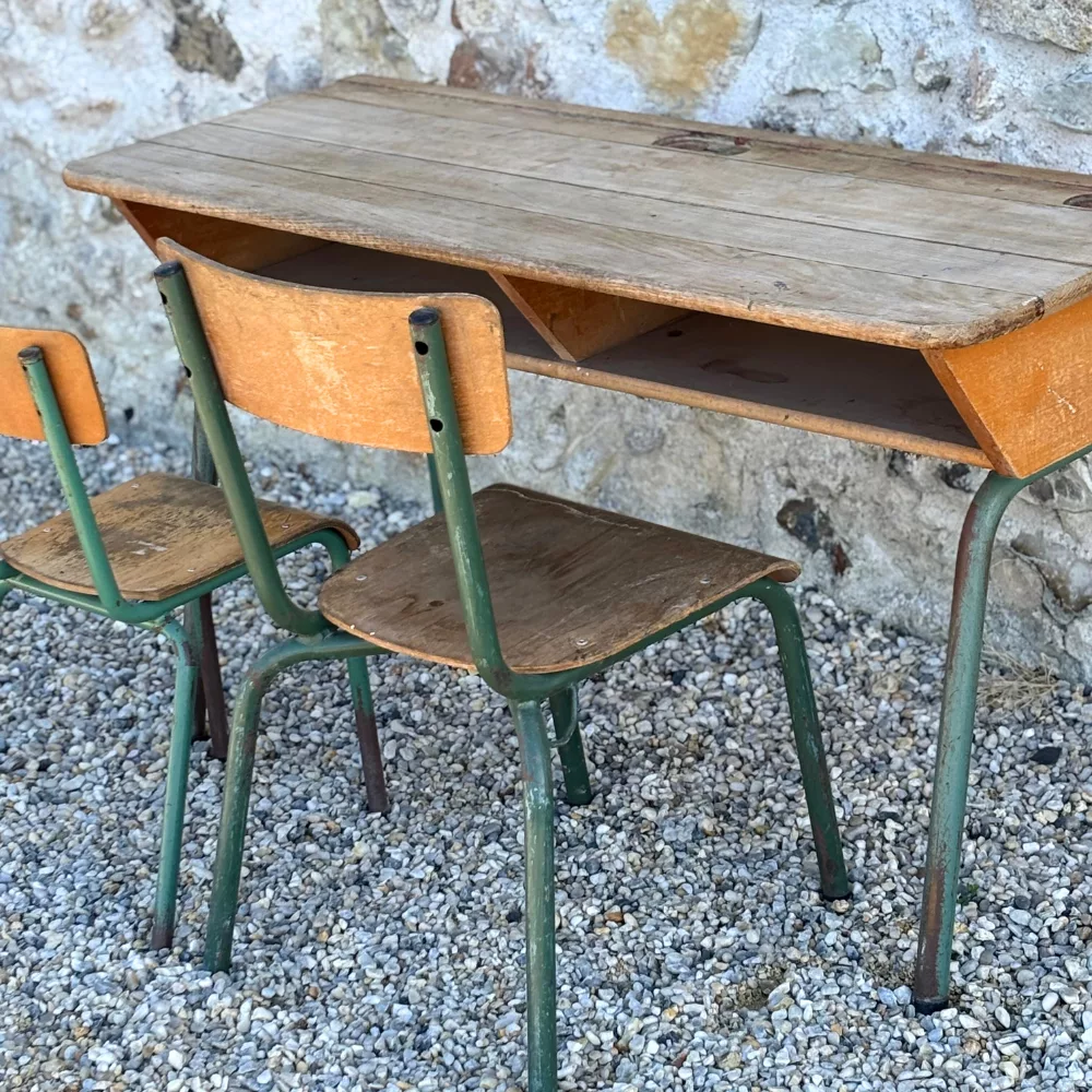 Bureau d'écolier vintage