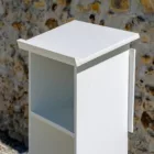 Pupitre en bois blanc