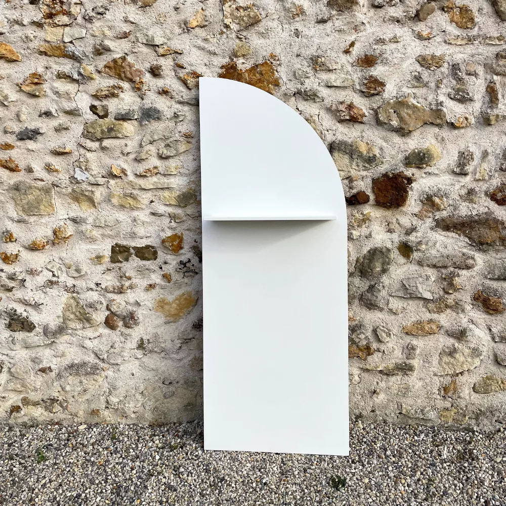 Backdrop demi-arche blanc 1 étagère arrondi à droite