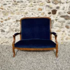 Banquette Voltaire velours bleu