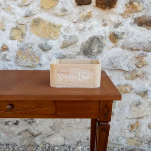 Boîte en bois clair servez-vous