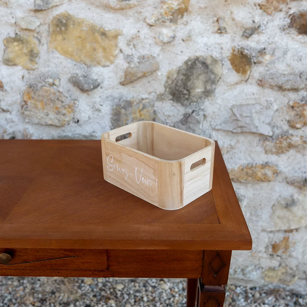 Boîte en bois clair servez-vous