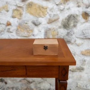 Boîte rituel des rubans
