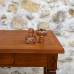 Bougeoirs "boule" en verre ambré