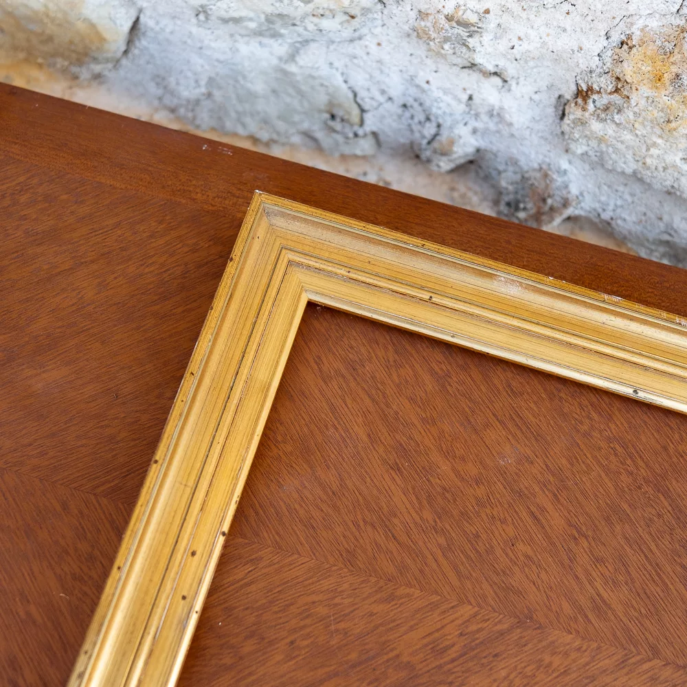 Cadre vintage doré