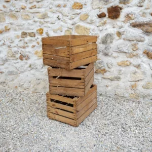 Caisses à pommes d'époque bois clair