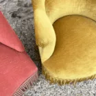 Duo de fauteuils crapaud rose saumon et jaune