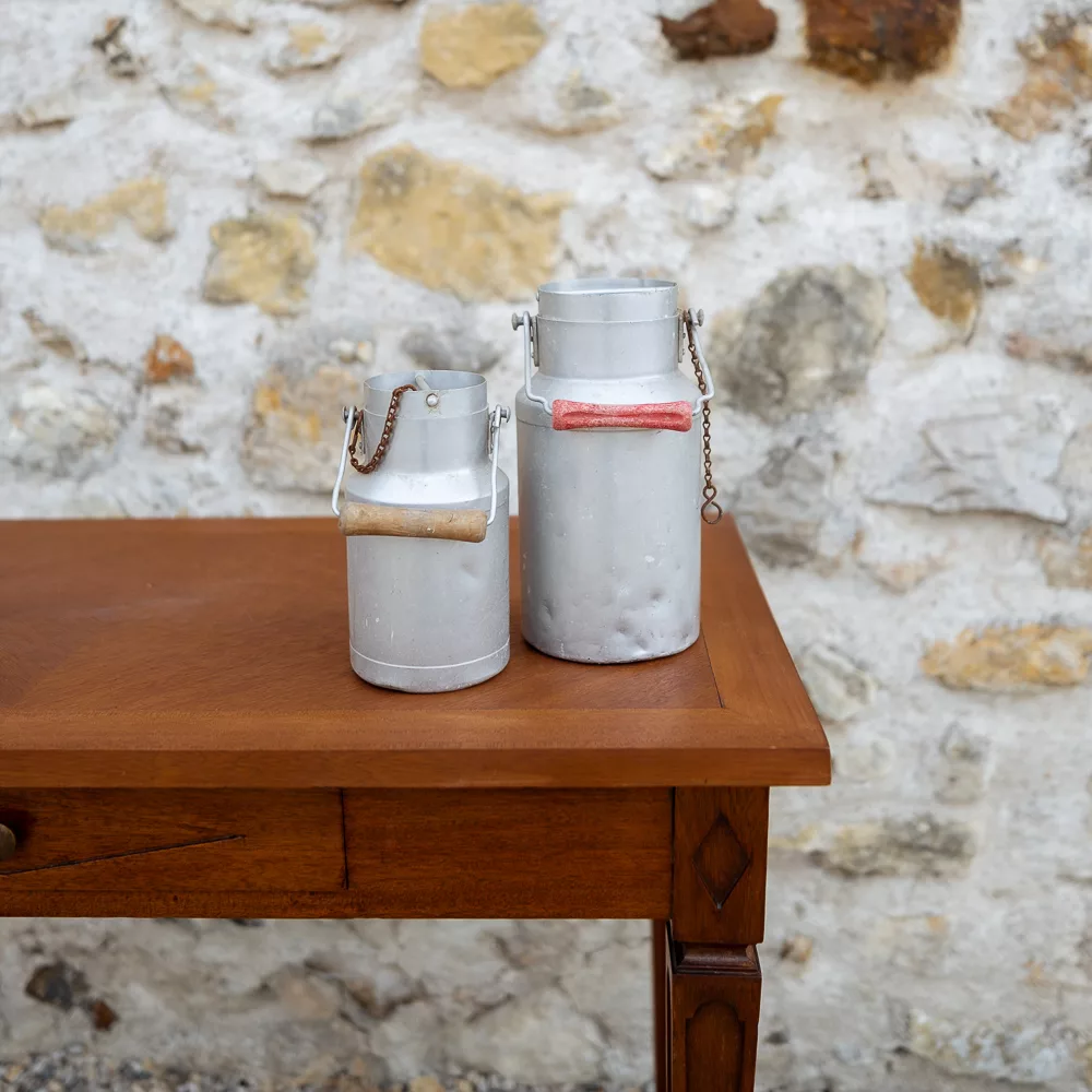 Pots à lait décoratifs