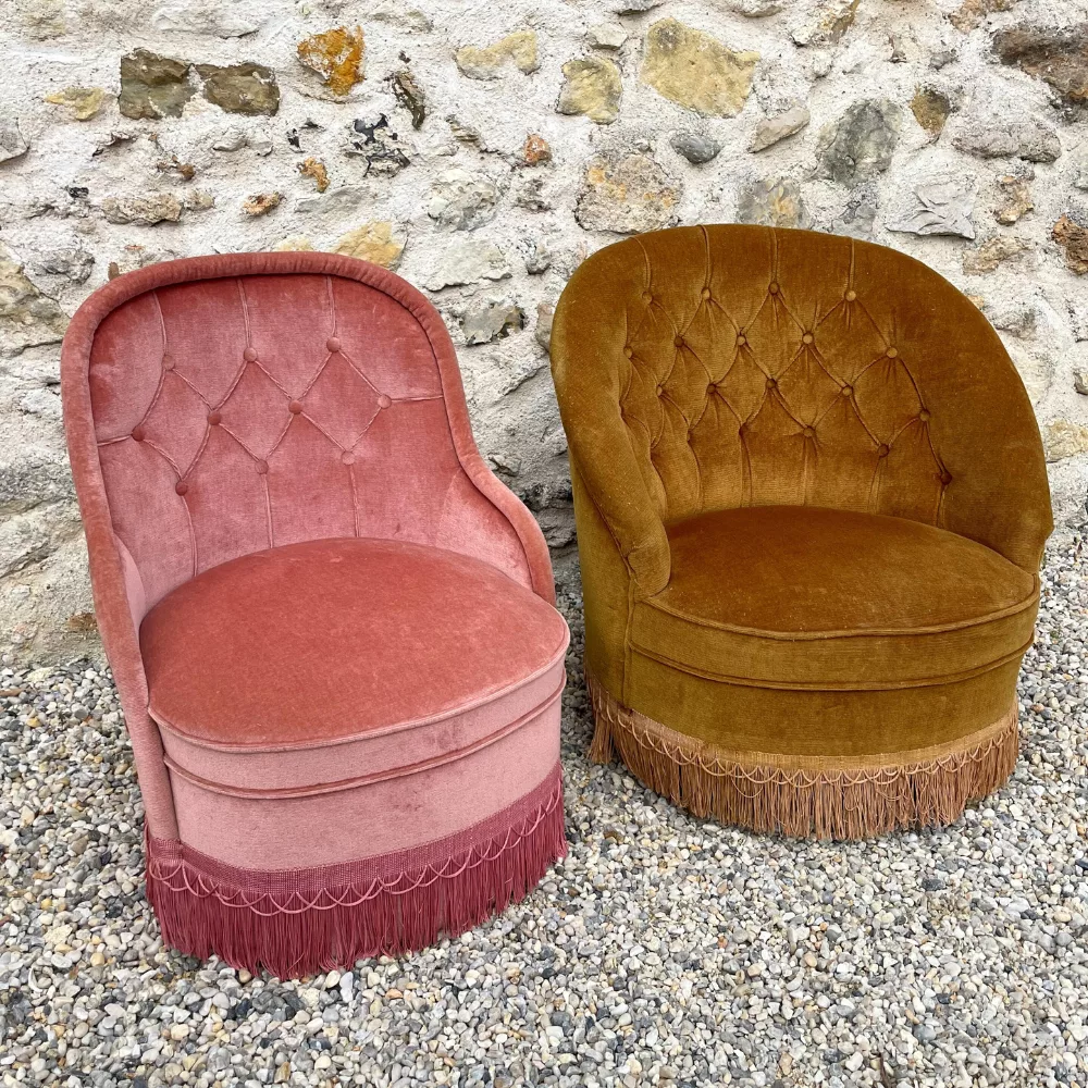 Duo de fauteuils crapaud rose bonbon et bronze