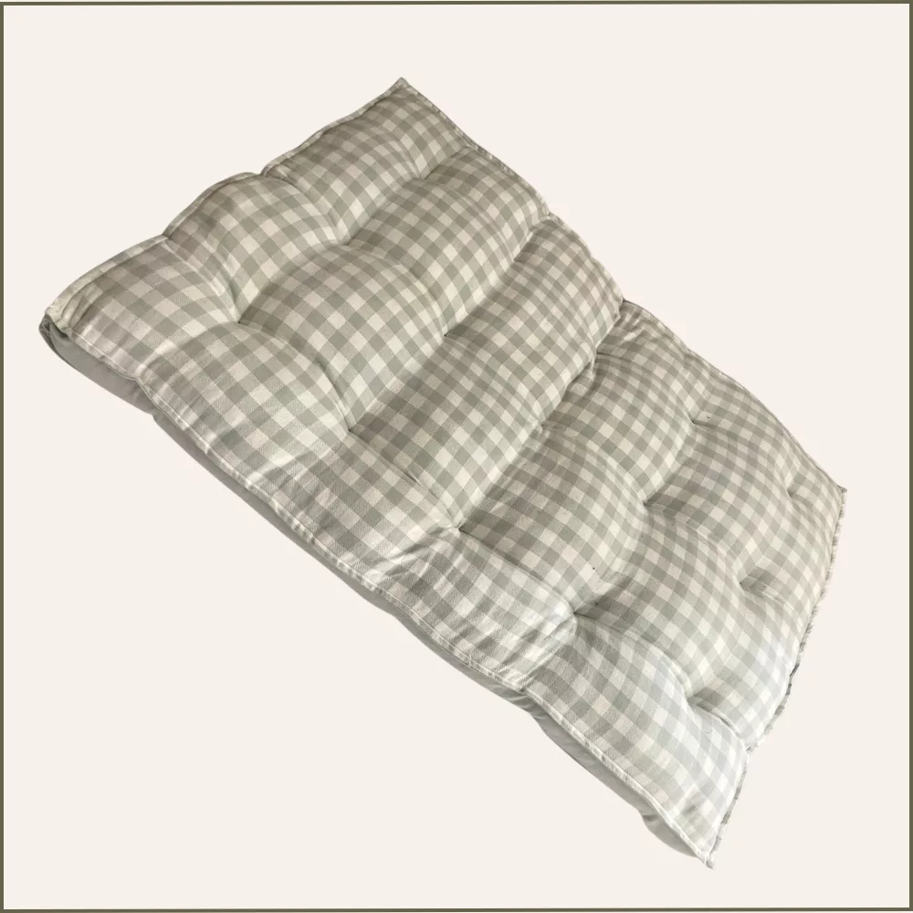 Futon vichy vert sauge et blanc Futon vichy vert sauge et blanc