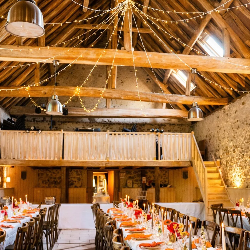 Guirlandes LED blanc chaud 100m - fil transparent