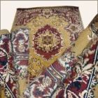 Tapis vintage écru, moutarde et rouge
