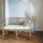 Banquette rotin clair avec coussin d'assise