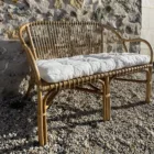 Banquette rotin clair et matelas d'assise écru
