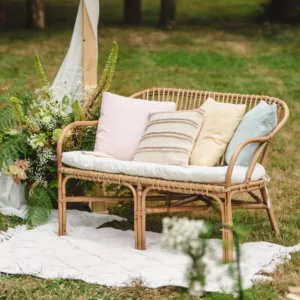 Banquette rotin et coussin d'assise