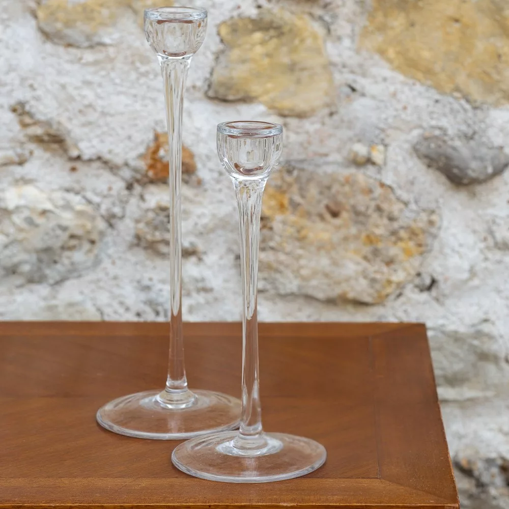 Bougeoirs fins en verre transparent