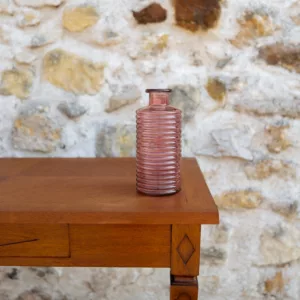 Vase cylindrique en verre rose
