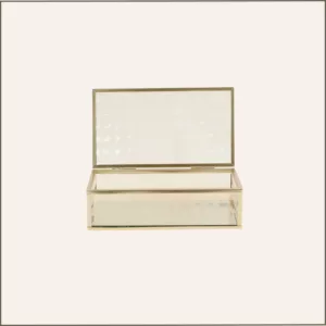 Boîte rectangulaire à facettes en verre et or