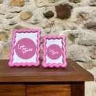 Cadre ondulé rose petit