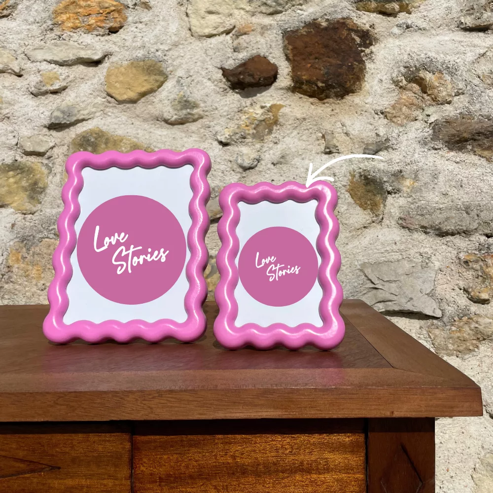 Cadre ondulé rose petit Cadre ondulé rose petit