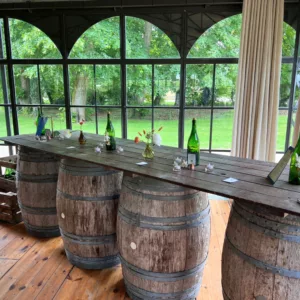 Bar tonneaux