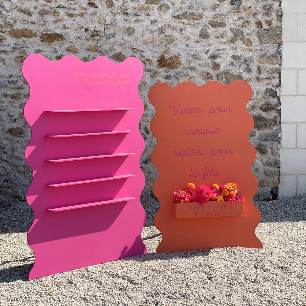 Backdrop à étagères rose