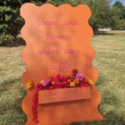 Panneau jardinière orange ondulé