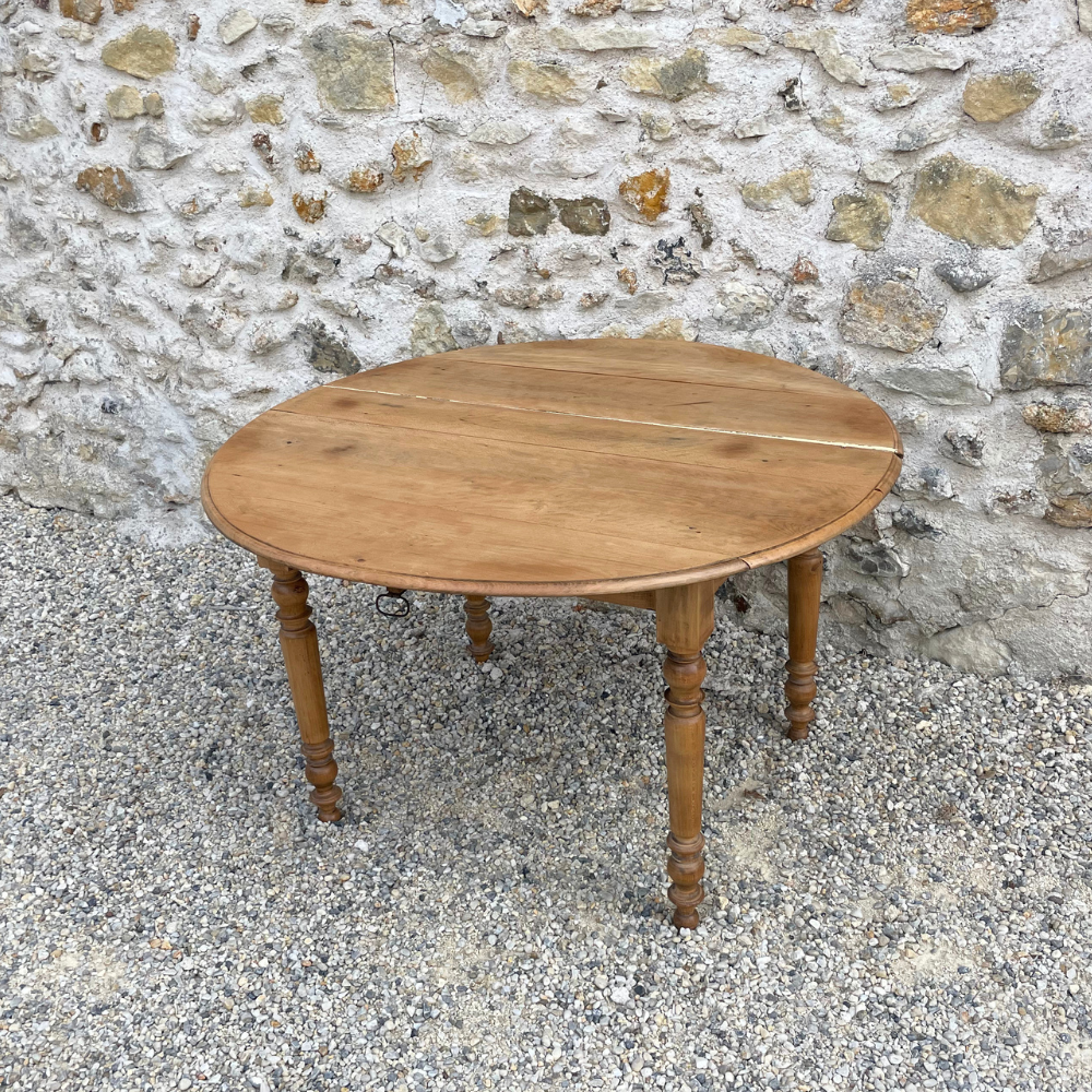 Table ronde vintage en bois